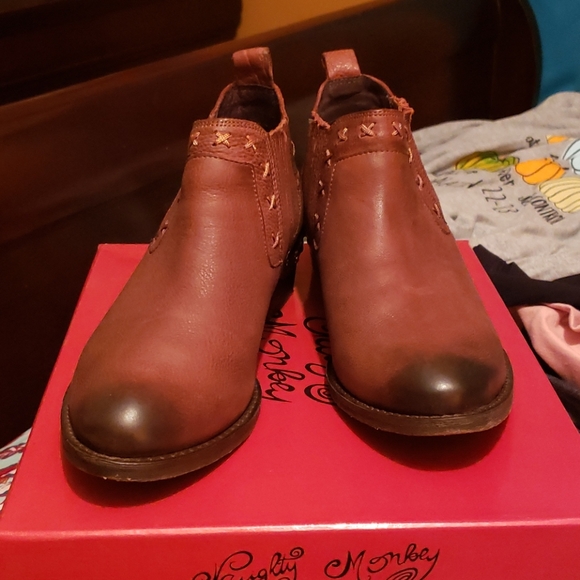 Booties - Picture 3 of 5